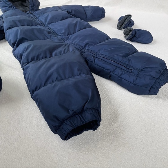 babyGap | Navy Blue Puffer Snowsuit With Mittens & Booties - Picture 3 of 15